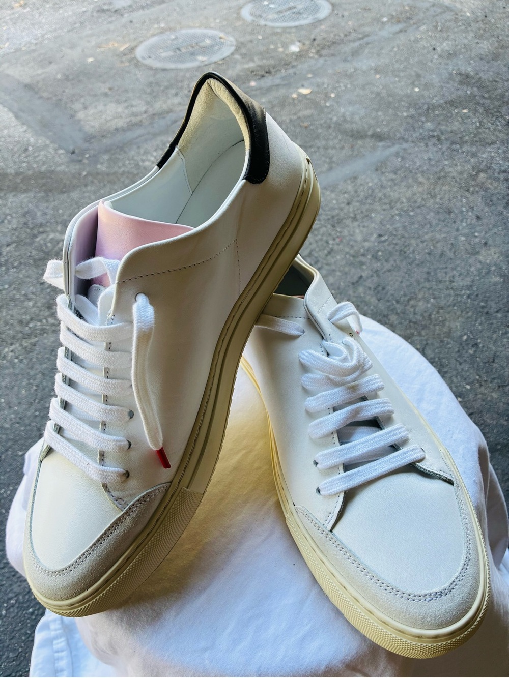 Axel Arigato Clean 90 White Low-Top Sneakers, Size 11